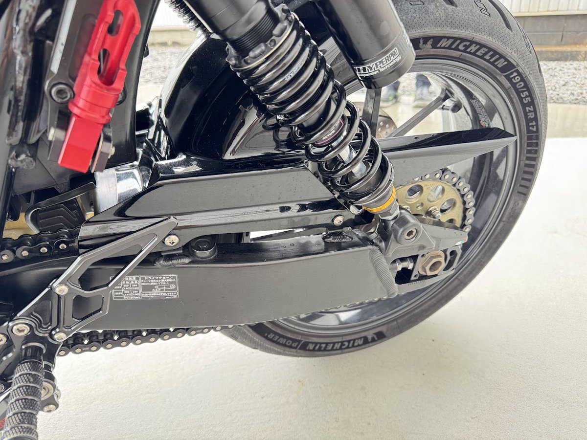 Gilddesign_F's tweet photo. ～開発品紹介～

CB1300（SC54）スイングアーム
@shabo13810 様からの依頼で、細部までカスタムされた車両ですが、次はスイングアームと、◯◯◯ということでご相談を受けました。
スイングアームはG-STRIKERのパワーディメンションTYPE-Sを開発していきます。

@striker_jp https://t.co/QRkdk9wIJ2