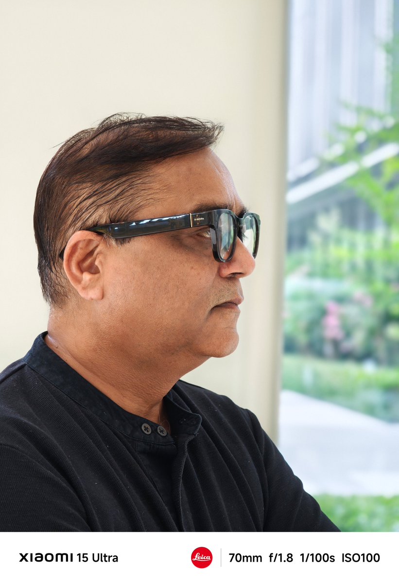 mathursudhin's tweet image. Tried out the new #XiaomiAIGlasses
Comes in reading and sunglasses which you can adjust the tint on.
What do you think? Should I get one?