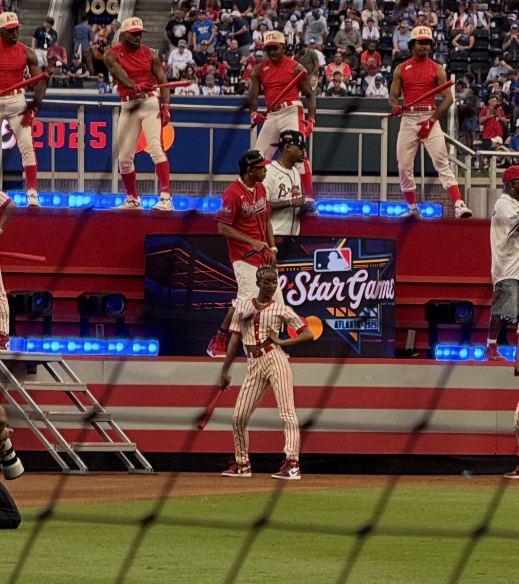 Sterling Mc. tweet media