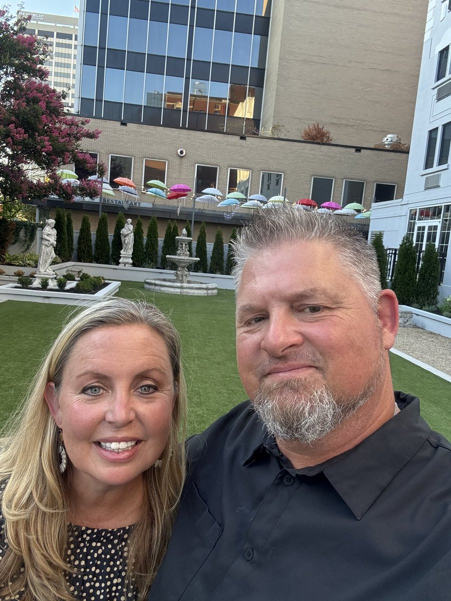 Bo Campbell (@bocampbell34) on Twitter photo Happy 25th Anniversary to my wonderful, beautiful wife and best friend, <a href="/erincam27645255/">erin campbell</a> . Thanks for all the memories, great times and two beautiful, high character kids <a href="/KenzieC94741384/">KenzieLCampbell</a> and <a href="/CooperCamp10_4/">COOPER CAMPBELL 2026 QB</a> . Great dinner at Bridgeman’s at the Read House in Chattanooga! Happy 25th Anniversary to my wonderful, beautiful wife and best friend, <a href="/erincam27645255/">erin campbell</a> . Thanks for all the memories, great times and two beautiful, high character kids <a href="/KenzieC94741384/">KenzieLCampbell</a> and <a href="/CooperCamp10_4/">COOPER CAMPBELL 2026 QB</a> . Great dinner at Bridgeman’s at the Read House in Chattanooga!