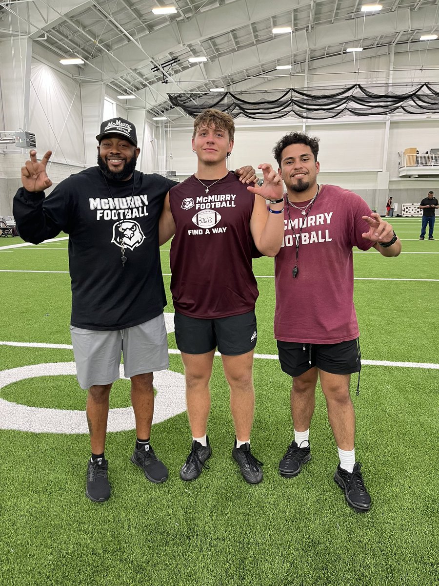 abthompson_9's tweet image. #AGTG After a great camp and talk with @IamCoachWash I am blessed to receive my fourth offer to continue playing football at the next level, & be named the LB MVP! @coachwoodward @CoachLeeBN @ByronNelsonFB @McMURRYFOOTBALL @CoachNealMcM @CoachMNewby @AnthonyT894 @at3398