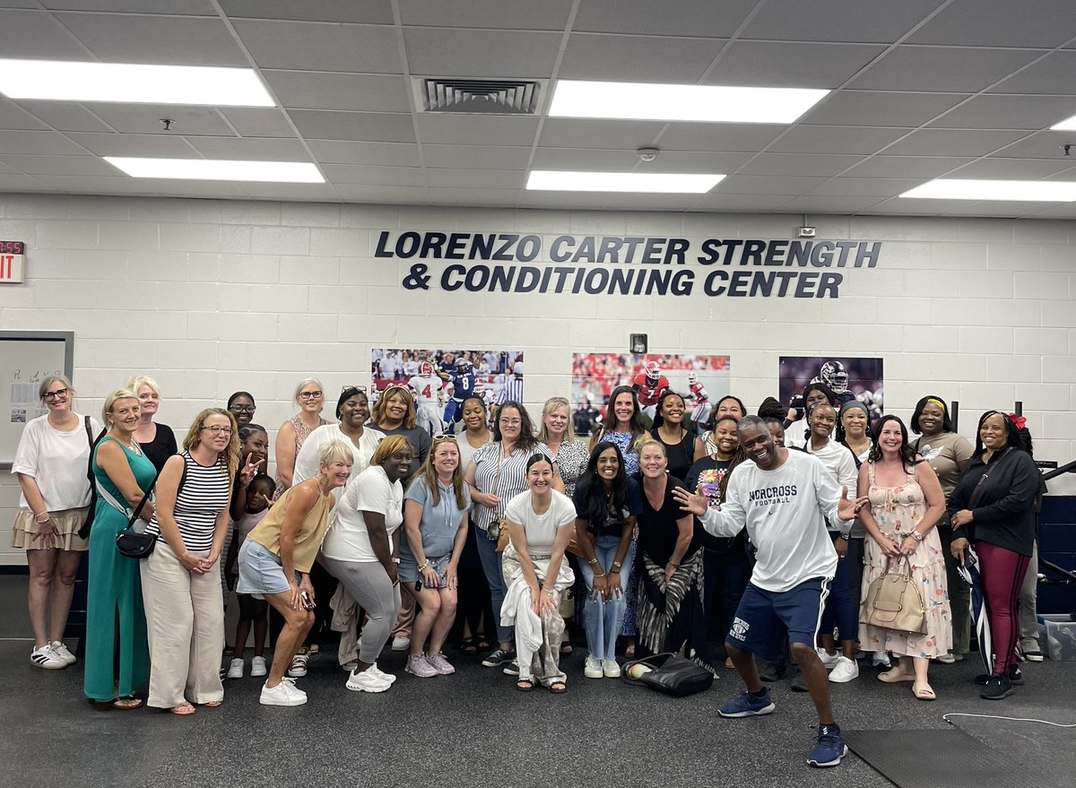 Norcross_FB's tweet image. We had a great turnout for our Mom’s Clinic tonight! We appreciate all the amazing moms who came and supported the program. Thanks for all you guys do and Go Blue Devils💙