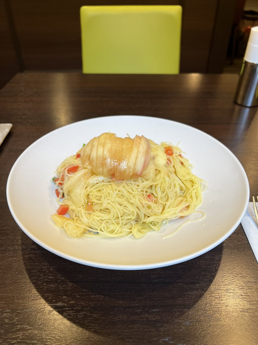 shoko_x3's tweet photo. おはようございます🌞
週の折り返し!頑張って行きましょう!
昨日は近くのパスタ屋さんでランチしました!白桃の冷静カッペリーニ🍑🍝フルリモートなので全く家から出ませんが、外でランチする時だけ出ます🫶笑
#フルリモート #LiNew #採用中 #educure https://t.co/BQ7OhmjWig