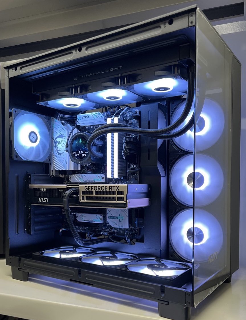 おはようございます！

今月も残り半分ですね
頑張って行きましょう‼️