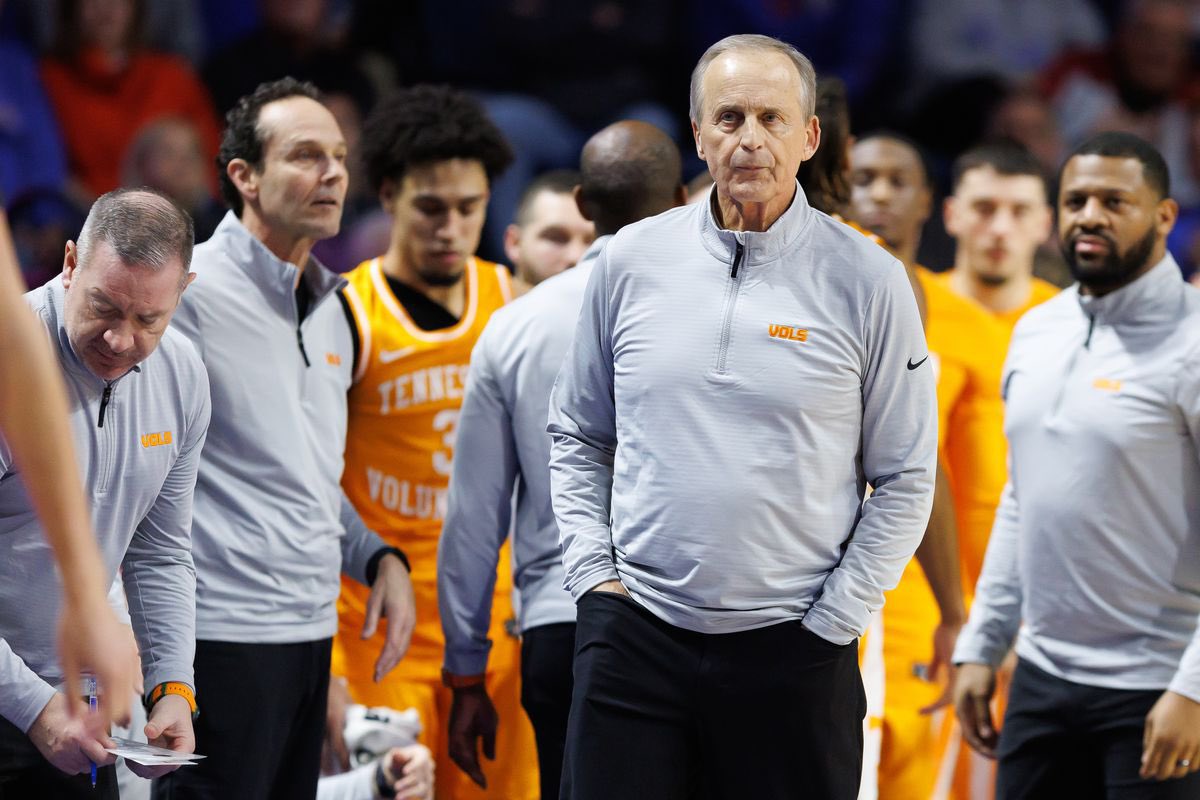 RealFieldOf72's tweet image. BREAKING
The University of Tennessee has announced the NIT banner will be returning to Thompson-Boling Arena at Food City Center in 2025. Dob Rauster caught up with Rick Barnes who had this to say:
“Ah hell Dob I talked with the administration and we agreed I’ve took this…