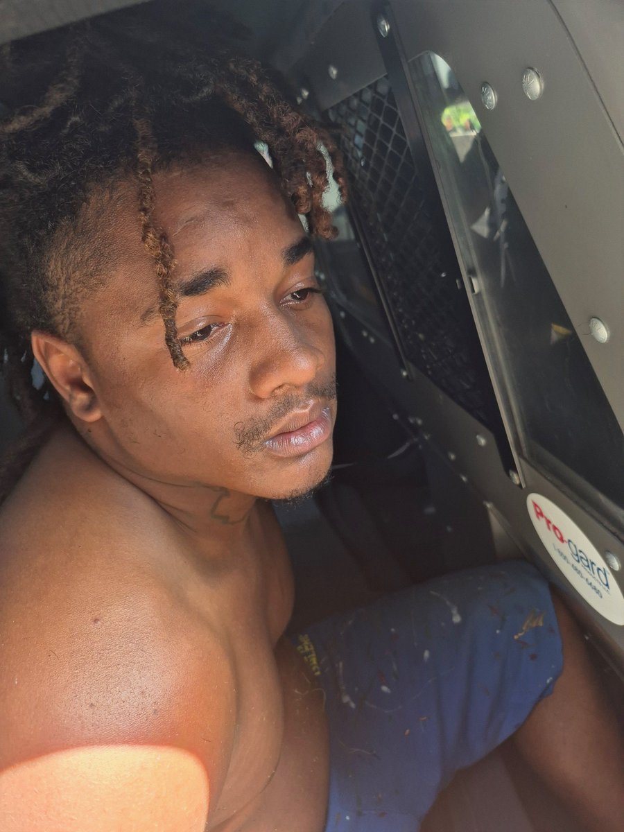 MEM_PoliceDept's tweet image. VIOLENT FUGITIVE ARRESTED:
Victor Peeler, 22, was taken into custody without incident by the MPD Fugitive Unit, MGU, and the U.S. Marshals Two Rivers Violent Fugitive Task Force in the 800 block of Dawn Cove.
On July 4, 2025, MPD officers were responding to a disturbance near…