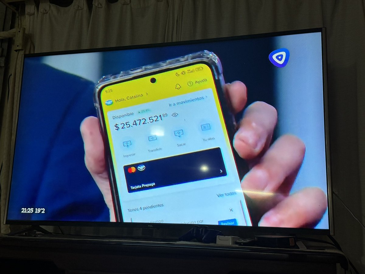 Qué Hermoso país!! Los argentinos le acaban de donar 25 millones a estas patinadoras. Dentro de tantas cosas malas, no podemos negar que es el pueblo más solidario que existe. #BuenasNochesFamilia

La televisión de aire más viva que nunca