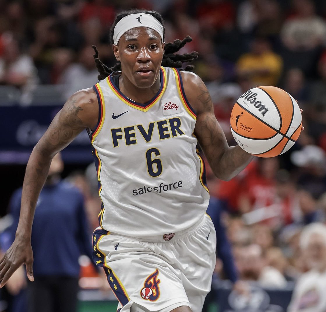 FeverStats's tweet image. Natasha Howard in the first quarter:
10 PTS
4 REB
2 STL + BLK
5/5 FG