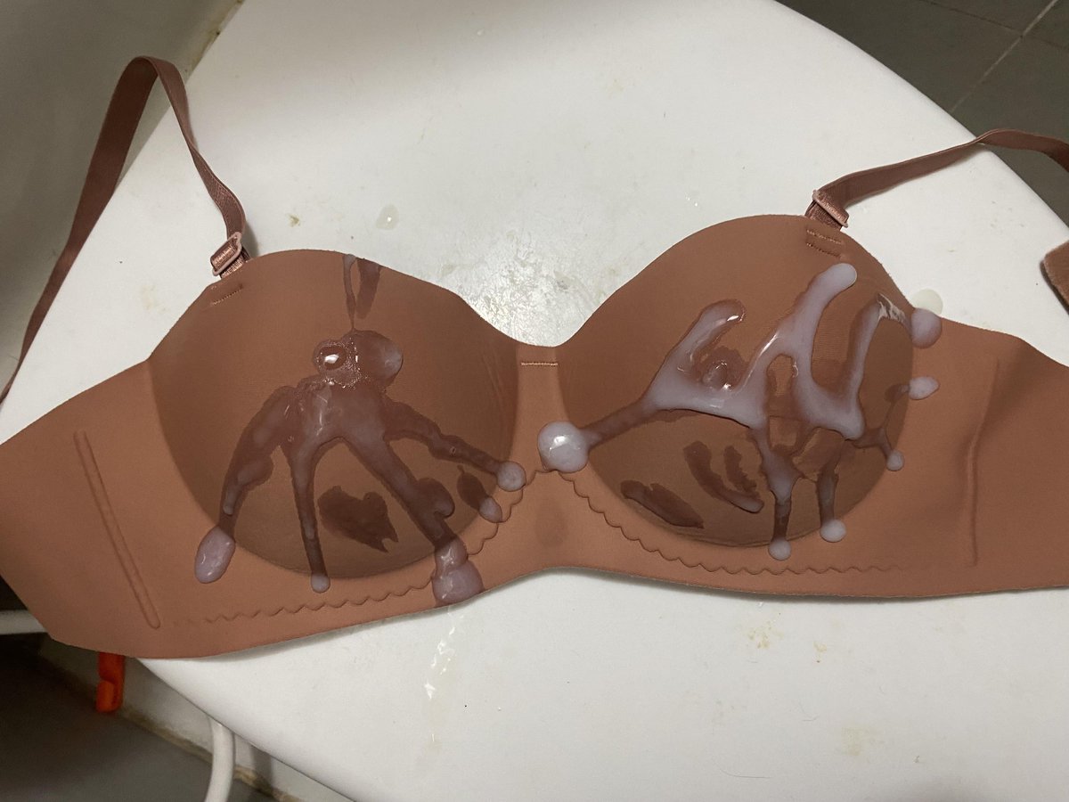 Girl sexy bra 18k tweet media