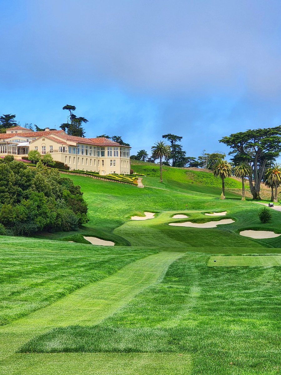 LinksNation's tweet image. Top-notch day out at Olympic Club with the @USGA.
@troyturf and his staff have the place ready for the world's best amateurs.