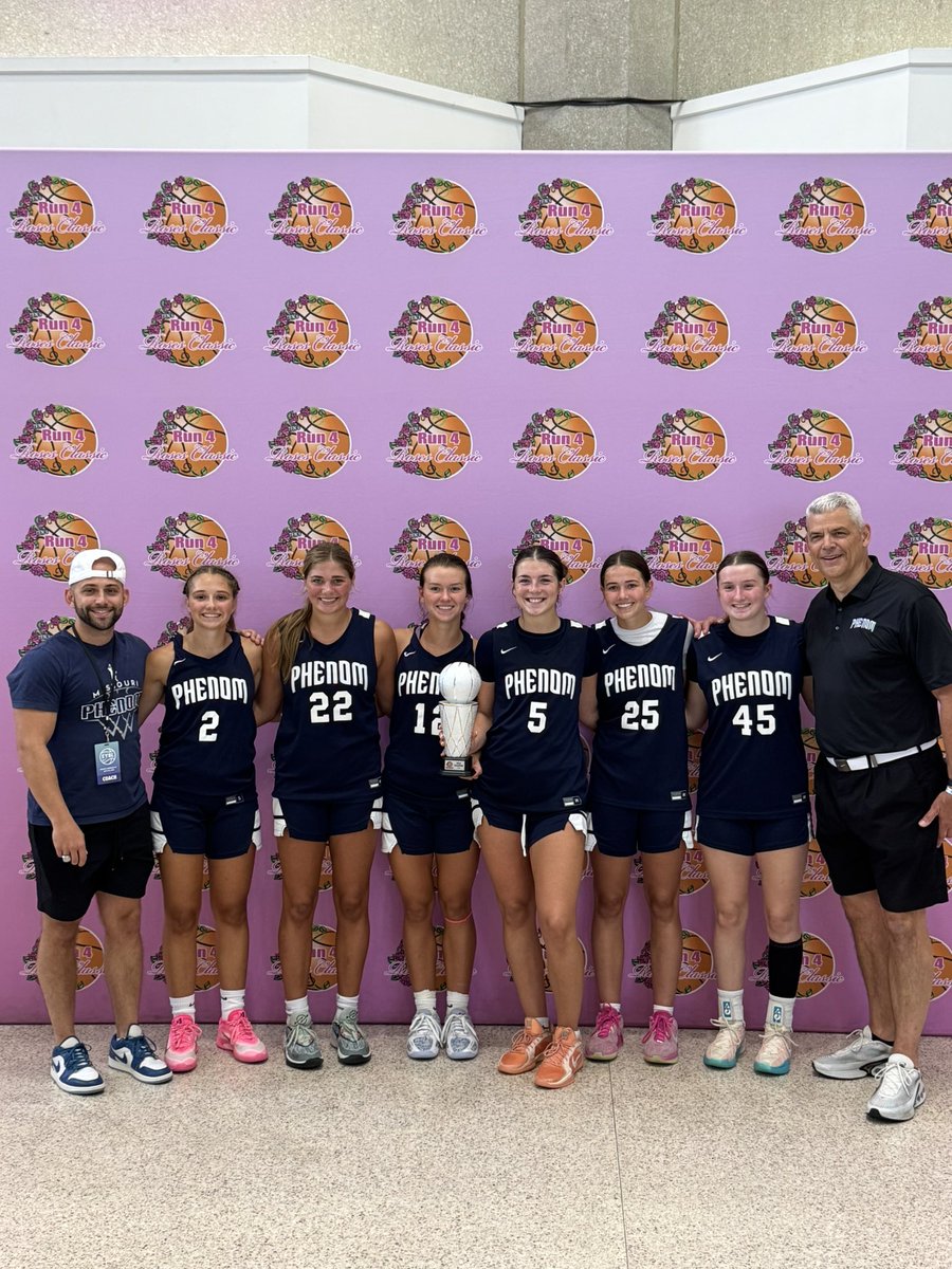 tayte_higgins's tweet image. We had a great week in Louisville!! Going 3-1 in the first tournament and 5-0 in the second. Wouldn't want to play with anyone else and especially thankful for my parents for making it all possible.
@dbaggs3
@greglogs
@PorterJ1
@Mj2braceJackson
@MissouriPhenom