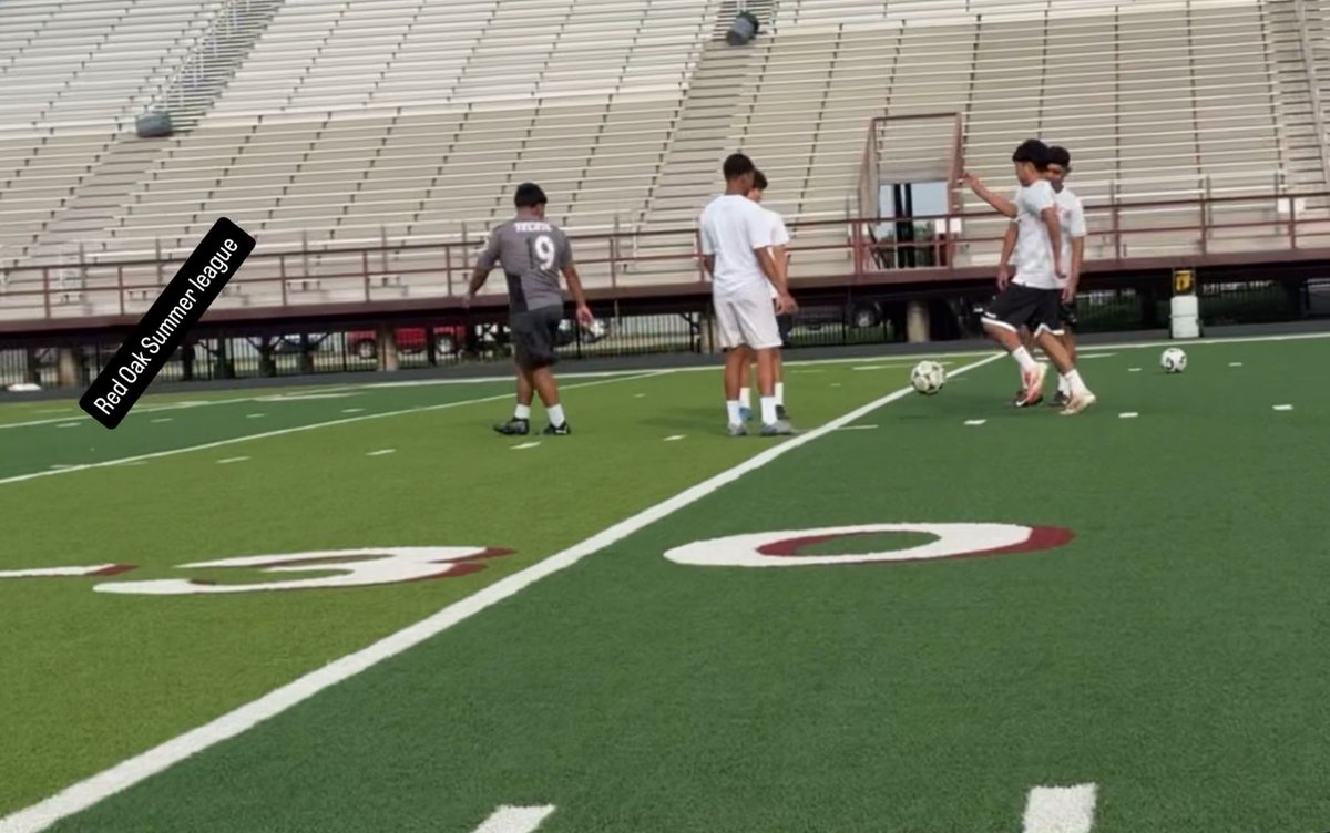 Red Oak Summer League: made two finals but ended on the losing end of both.

JV 🥈 
Varsity 🥈 

Great job to the 8th grades going 4-1 in group play and 2-1 in the playoffs 

Great job last year JV players playing the varsity games going 3-1-1 group play and 1-1 in playoffs