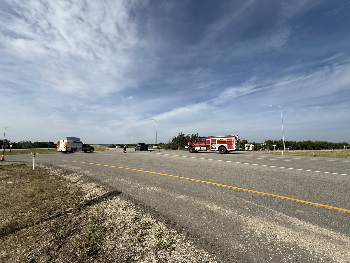 Sexsmith Fire Department on scene of motor vehicle collision at Highway 2 and Highway 674 - Traffic moving slowly northbound. #gpab #countyofgp