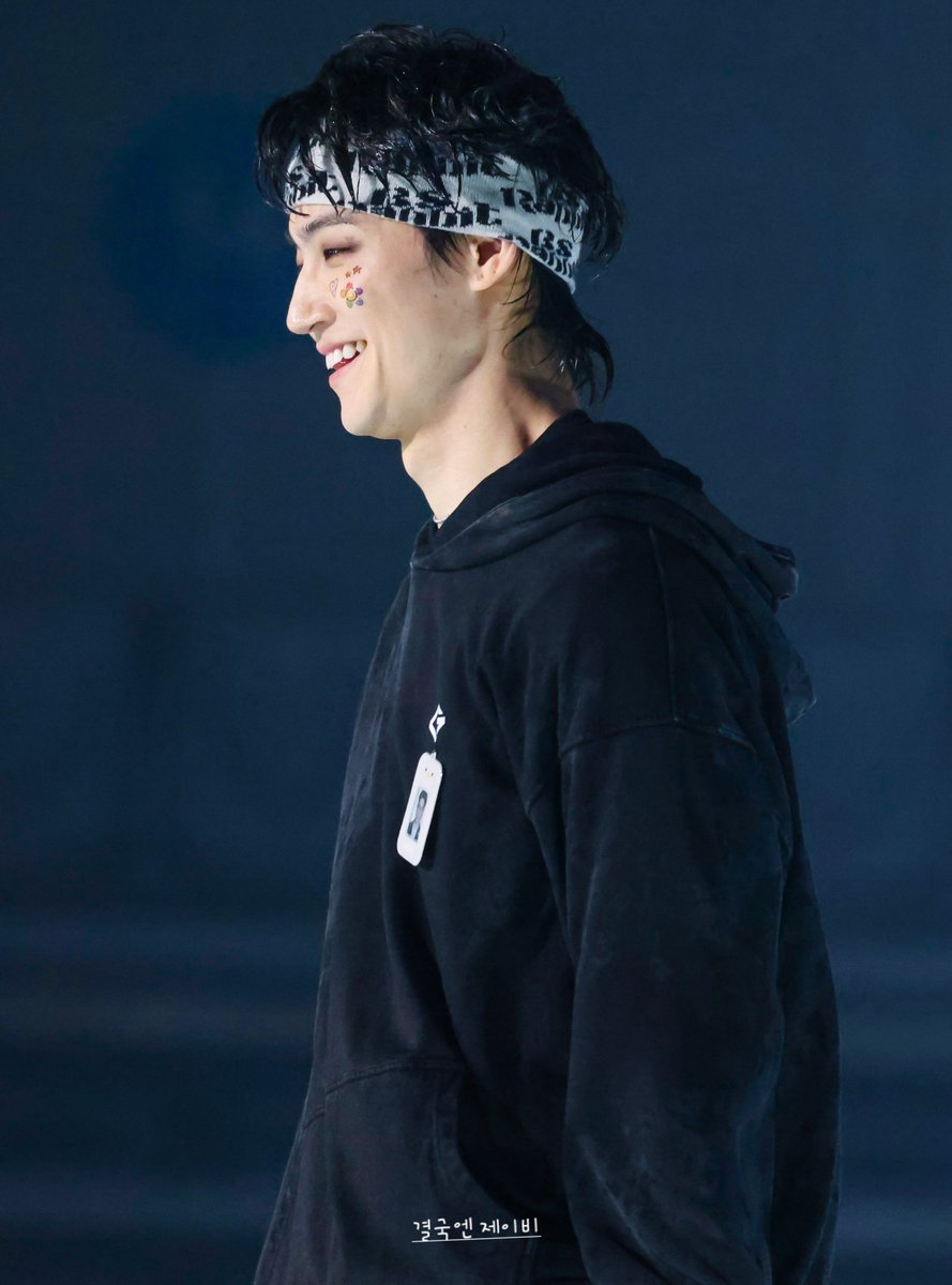 GOT7_0106's tweet image. 무대위  임재범  나도 보고싶다🥹

#GOT7_NESTFEST
#제이비 #JAYB @jaybnow_hr