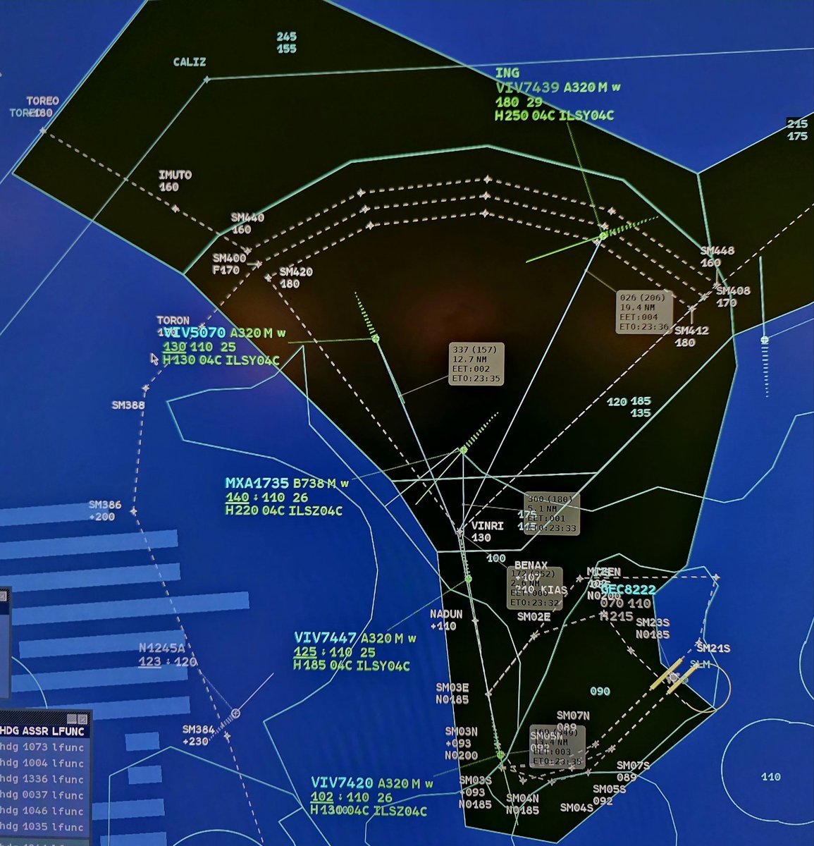 EduardoLeeL's tweet image. Así en el #TOPSKY, #AIFA #Approachcontrol #AirTrafficControl #ControldeTransitoAereo #Lovemyjob