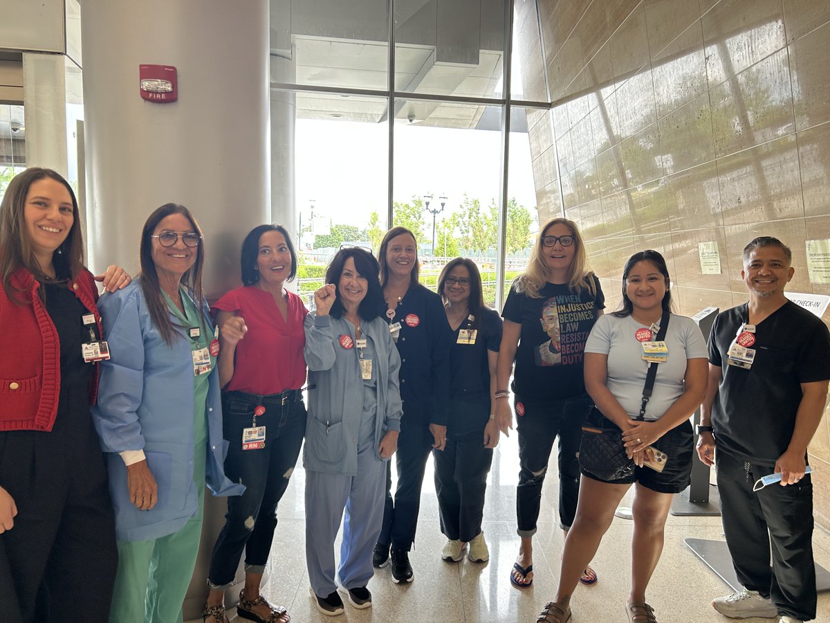nynurses's tweet image. Mount Sinai South Nassau nurses marched on the boss to CNO Stacey Conklin's office to demand having negotiations onsite at the hospital or by adding a virtual option! Nurses were met by the HR VP who refused nurses' demands. Enough is enough! It's time to listen to nurses!