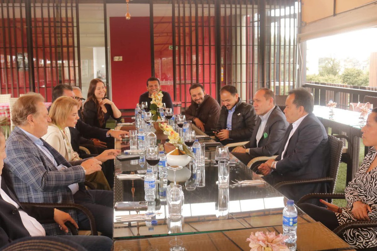 CSelPeriodista's tweet photo. En alianza con la @FCF_Oficial, @Dimayor @MinDeporteCol @GoberNorte y las alcaldías de Ocaña y Tibú, el próximo sábado 27 de septiembre el Catatumbo será sede del Gran Torneo de la Vida, con la participación de la Selección Colombia Sub-17. https://t.co/i5MqTrmz11