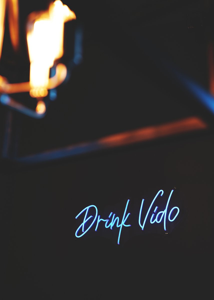 VidoVodka's tweet photo. Drink Vido. 

#VidoVodka #MonsonRanchDistillers #SmallBatchVodka #CraftedWithCharacter #PNWMade #SipBoldly #VodkaStyle #NeonNights #RaiseYourGlass #PremiumPour #DistilledToStandOut https://t.co/qZ48nmNu2b