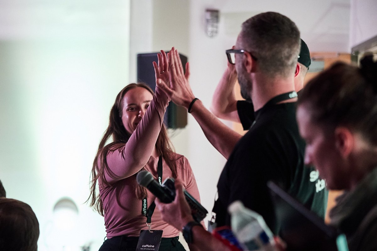 The finalists are presenting their creations to the judges and their peers ⚡

Results coming soon...