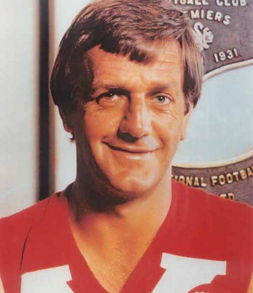 joshmoney__'s tweet image. South Australian football icon Barrie Robran has passed away, aged 77. A man who meant so much to so many. The North Adelaide hero was a 3x Magarey Medallist, 7x Best & Fairest & was elevated to legend status in the Australian Football HOF. Tributes on @7NewsAdelaide tonight