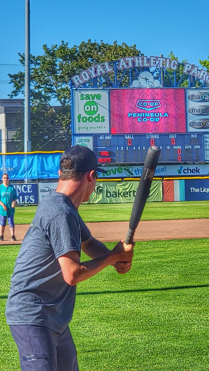 Victoria HarbourCats (@harbourcats) on Twitter photo We LOVE Challenger Baseball Day with <a href="/peninsulacoop/">Peninsula Co-op</a> and ALL our great athletes!
#HarbourCats #Baseball #HomeTeam #Community #Inclusive #YYJ We LOVE Challenger Baseball Day with <a href="/peninsulacoop/">Peninsula Co-op</a> and ALL our great athletes!
#HarbourCats #Baseball #HomeTeam #Community #Inclusive #YYJ