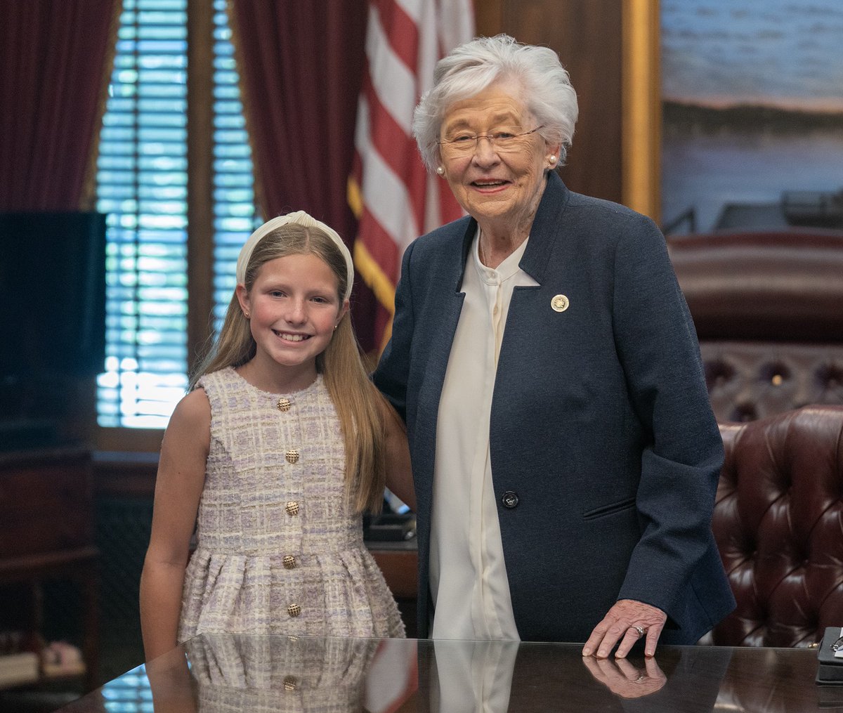 GovernorKayIvey's tweet image. Yesterday, I had the pleasure of bringing young Alabamian Griffyn Towe of Tuscaloosa to my office for a sit-down discussion. We talked Alabama history, school and her goals for the future that involve public service.
Y’all watch out for Griffyn — she’s going places! #alpolitics