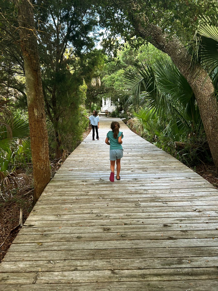 D_Frezza's tweet image. My crew living on island time 
#timefliesby #cherished