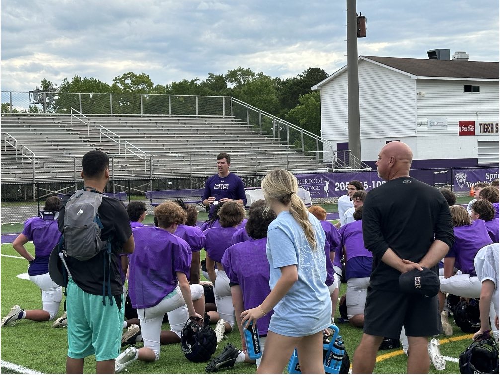 Tribune Sports LIVE! tweet media