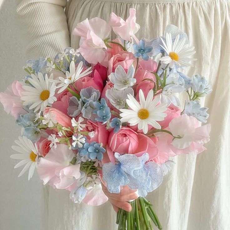 meski terlambat, happy mensive yya! semoga langgeng pertemanannya 

𓂃 ࣪˖ ִֶָ ^᪲᪲᪲ <a href="/nexiarea_/">NEXIOR</a> #nexiarea