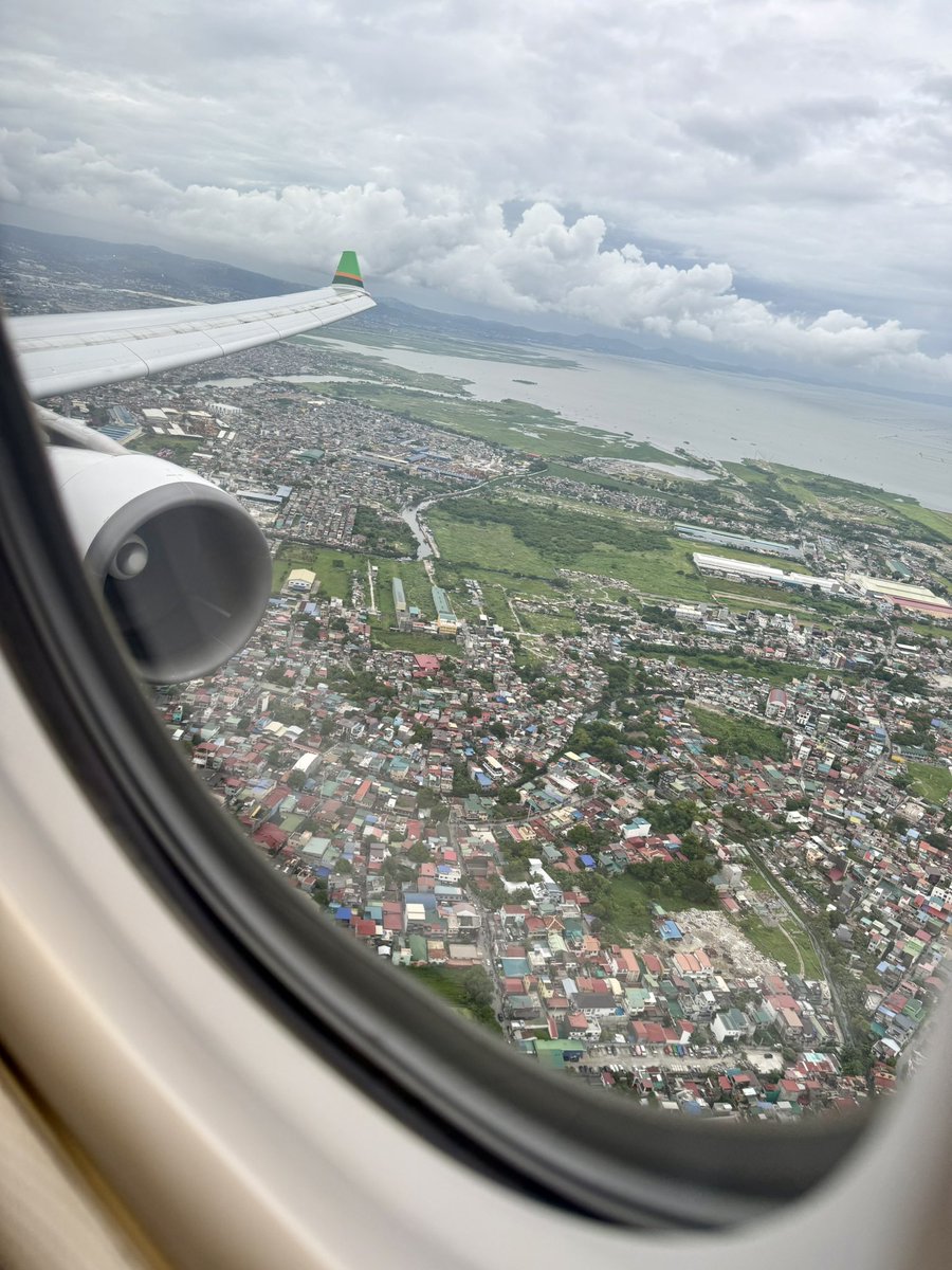 StephenHamlet1's tweet photo. Fourth & final stop on @RussellBedford #CEO #Asia tour of 2025. Arrived last night in #Manila #Philippines. Country #72 for me! Later today I visit our local office and tomorrow starts our #AsiaPacific conference. Can’t wait to meet everyone! #buildingrelations #globalnetwork https://t.co/X9SqqWaOCy