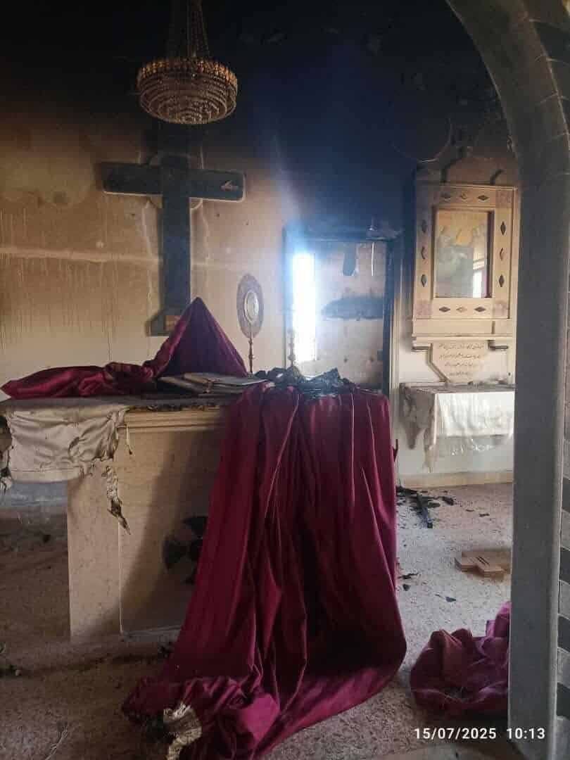 🇸🇾 I terroristi del #HTS hanno pubblicato l'immagine dell'attacco di una chiesa in #Siria. 

Il governo degli #StatiUniti li ha appena rimossi dall'elenco delle organizzazioni terroristiche e dal loro leader Abu Mohammad #alJolani. Il governo degli Stati Uniti ha rovesciato