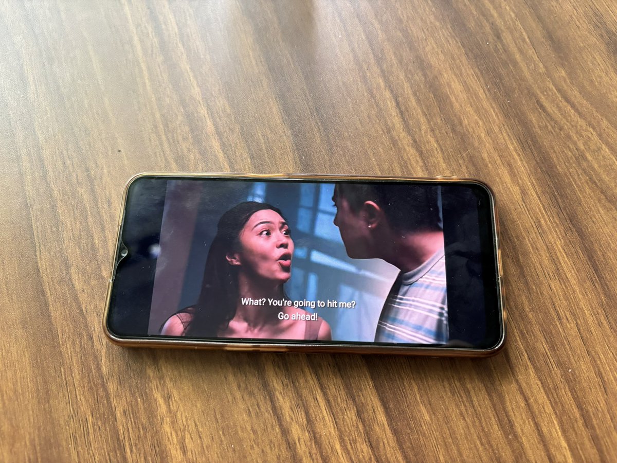 __glaiza's tweet image. Mahal mahalan to puksaan.. Pagpatuloy niyo lang yan magwowork lang ako.. 

#MyLoveWillMakeYouDisappear 
#Linlang