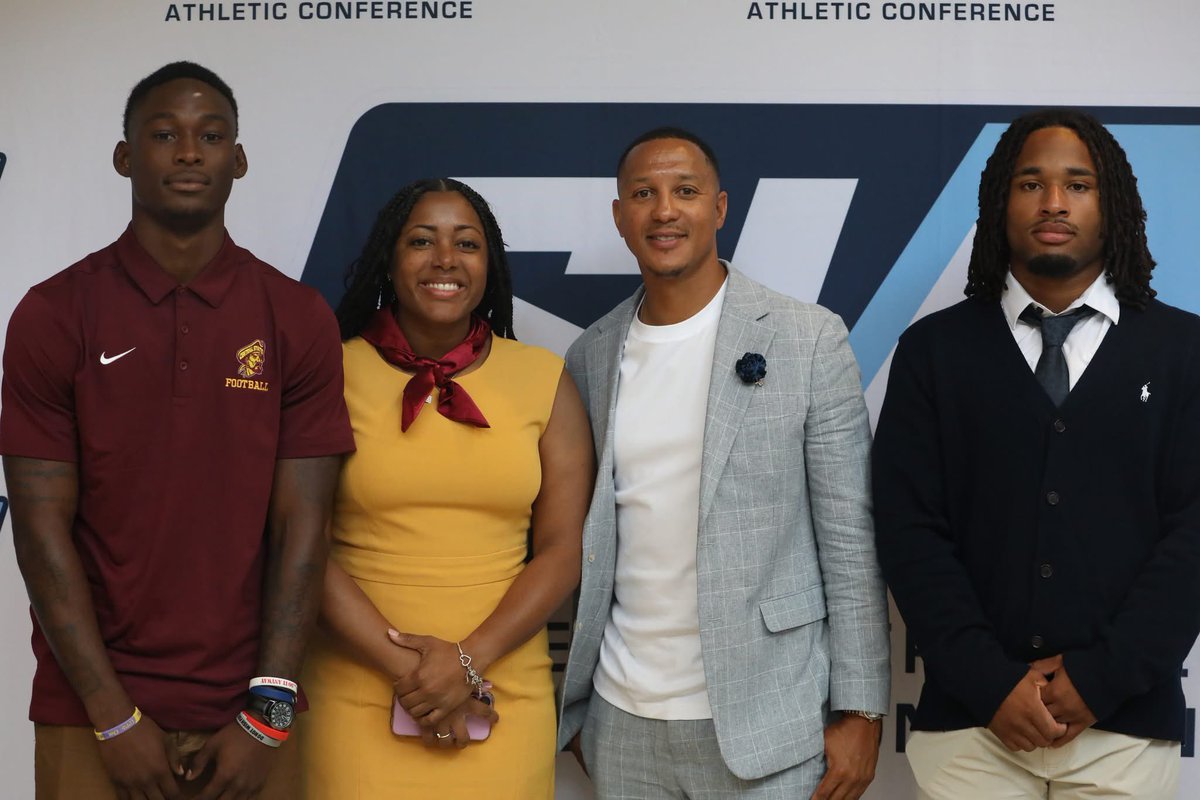 GoMaraudersFB's tweet image. @thesiac Football Media Day: Central State University is in the building!