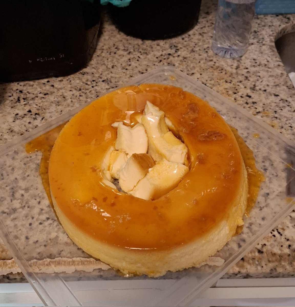 vernicilili's tweet image. FICOU BOM quebrou MAS FICOU BOM #pudim