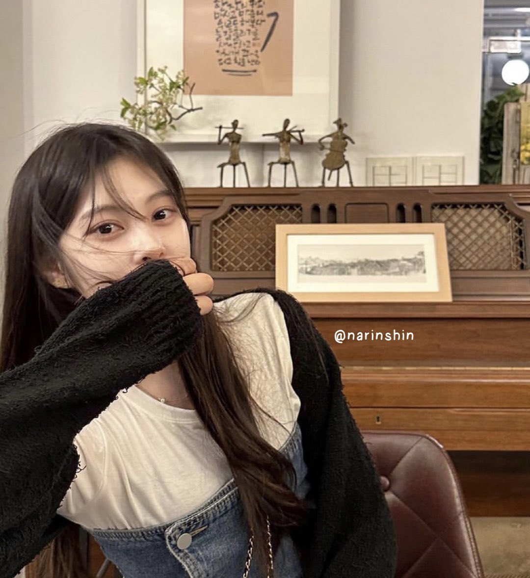 cocoakiyama's tweet image. Possible THE L1VE LABEL New Girl Group 2nd Member (Take this with a grain of 🧂‼️)

— SHIN NARIN (신나린)
• Birthday: December 1st, 2003
• Nationality: Korean 🇰🇷
• Joined THE L1VE in 2023
• Ex-BELIFT Trainee (Almost R U Next?)
• Rumored I-LAND 2 Contestant Pre-Show