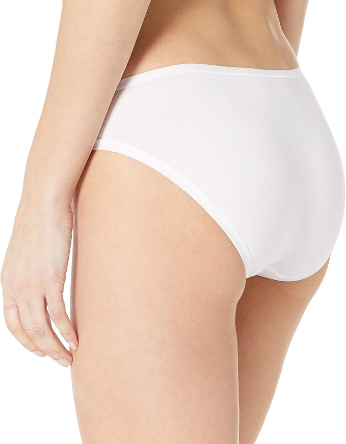 純白パンツの連続プレゼント企画をやります！

最近はこういうノーマルなパンティを履いていなかったため
