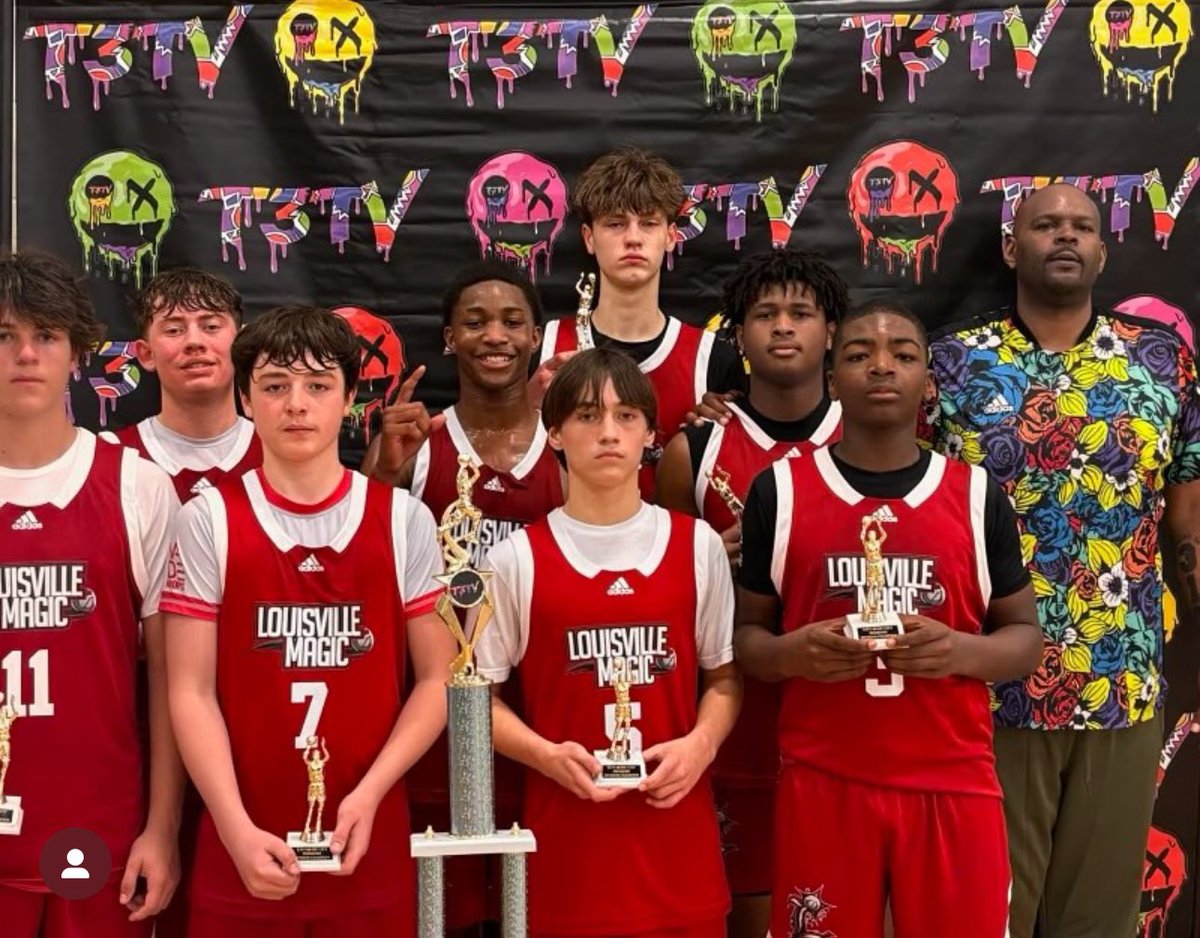 Brandon_B_5's tweet image. Good luck to the Guys tomorrow as @emyles310 has The Louisville Magic Laser focused and ready to Rock N Roll In Augusta for Jr EYBL..๐๐ฏ I believe these kids will give it all they have and will compete at an ultra high level. ๐