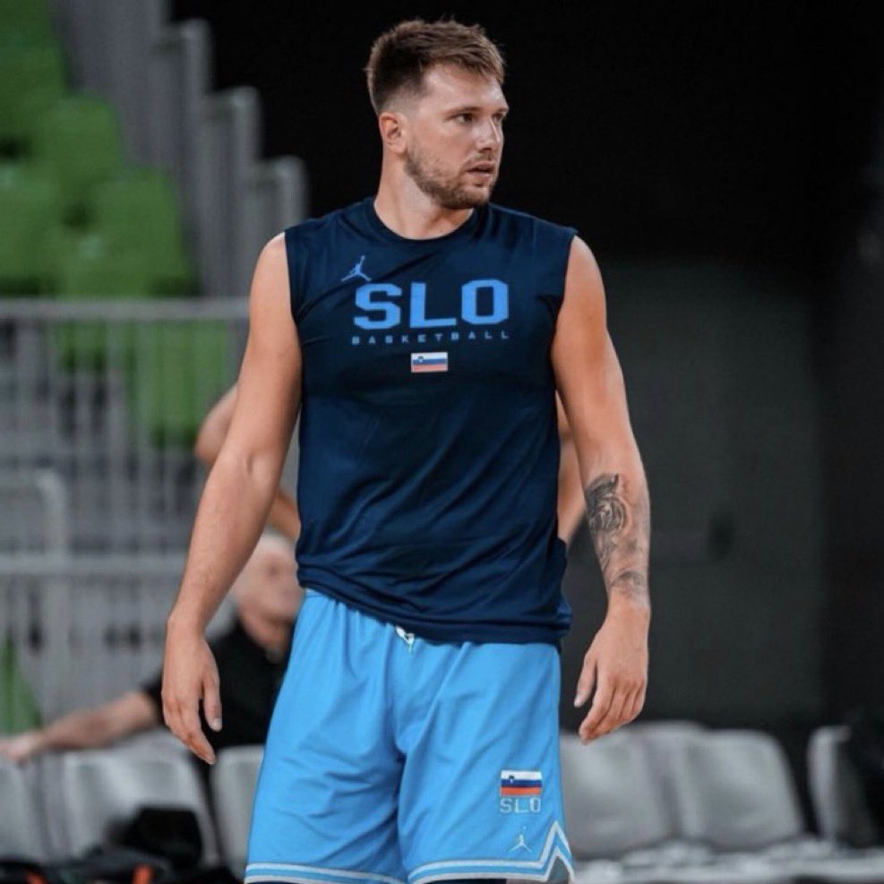 HaterReport_'s tweet image. Damn man Nico Harrison created a monster