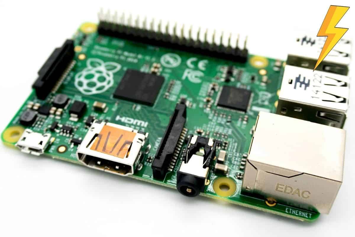 How To Avoid &amp;#8220;Under-voltage Detected&amp;#8221; Errors On Raspberry Pi raspberrytips.com/under-voltage-… #raspberrypi