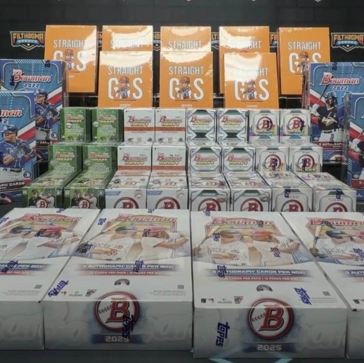 🔥 BREAK OF THE NIGHT 🔥

TONIGHT @ 9:30 PM EST — STRAIGHT GAS DIESEL + BOWMAN MIXER

⛽️ 1 Case Straight Gas DIESEL ($6K–$9K+ ceiling)
Plus a Bowman Mixer loaded with heat:
• 1/2 Cs 2025 Jumbo
• 1/2 Cs 2022 Jumbo
• 1/2 Cs each of 2023, 2022, 2021, &amp; 2020 Draft Asia