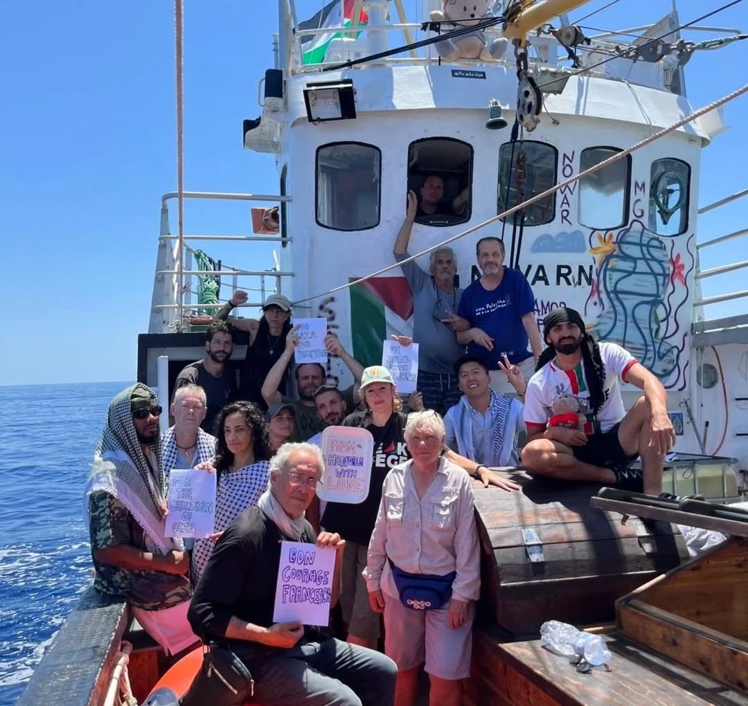 🇵🇸🇮🇱🚨💥 Retweet if you stand with Gaza's grievances, support the Palestinian resistance, and support what the activists on Hanzala ship are doing