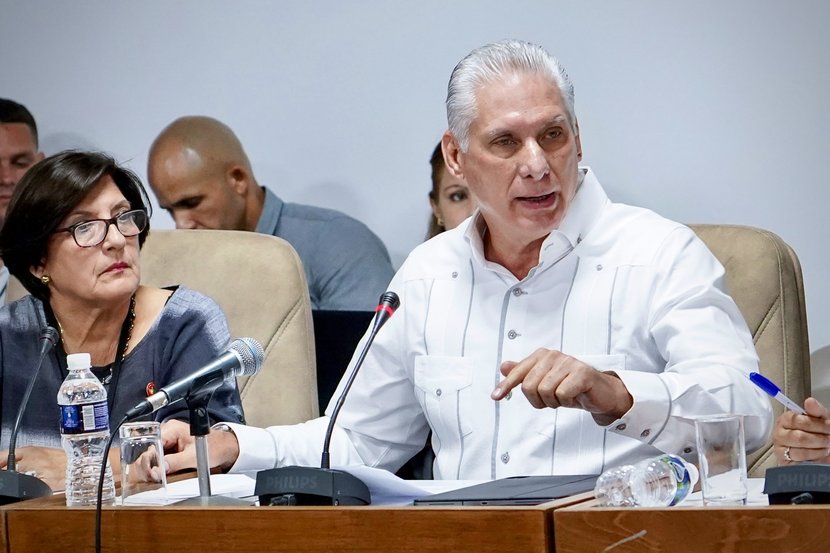 🗣️ <a href="/DiazCanelB/">Miguel Díaz-Canel Bermúdez</a> | Para enfrentar y resolver los problema hay que reconocerlos.

#CubaLegisla 
#PoderPopular 
#LaLuchaNoHaCesado 

<a href="/DeivyPrezMartn1/">Deivy Pérez Martín</a> <a href="/AlexisLorente74/">Alexis Lorente Jiménez</a>