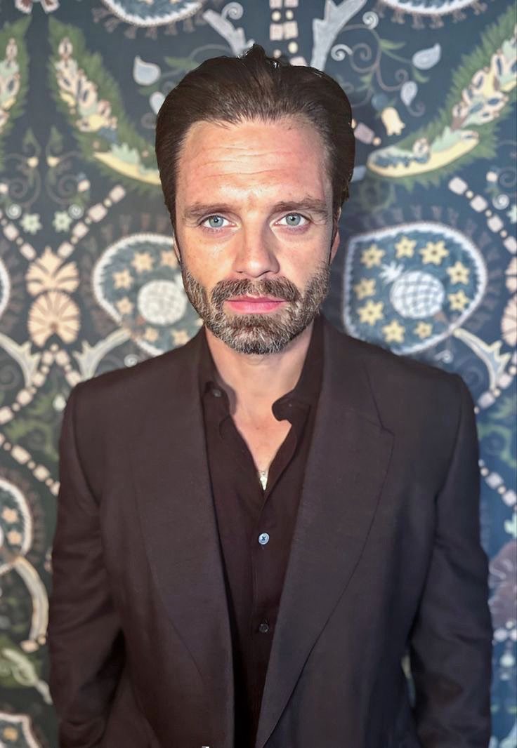 sebastian stan details (@standetails) on Twitter photo 
