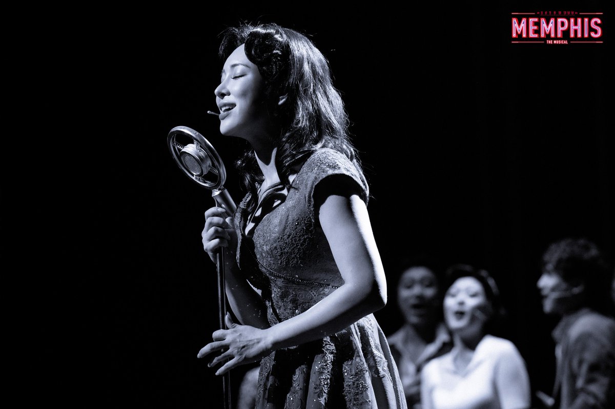 ｜공연사진｜ #멤피스

𝗠𝗨𝗦𝗜𝗖𝗔𝗟 𝗠𝗘𝗠𝗣𝗛𝗜𝗦🎙️

펠리샤 𝗙𝗲𝗹𝗶𝗰𝗶𝗮
정선아

뮤지컬 <멤피스>
2025.06.17-09.21
충무아트센터 대극장