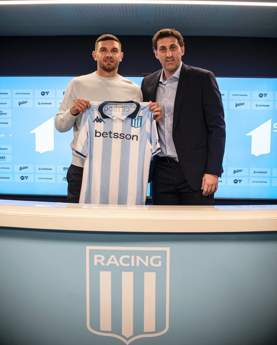 Racing - Maravilla hasta el 2028 juntos.
El esfuerzo de la dirigencia y el deseo del mejor 9 de Sudamerica, para la alegria de todos los hinchas de La Academia. Gran noticia para Costas.
Y Como dijo alguna un genio de la Musica, q tambien era hincha de Racing..
Gracias Totales.