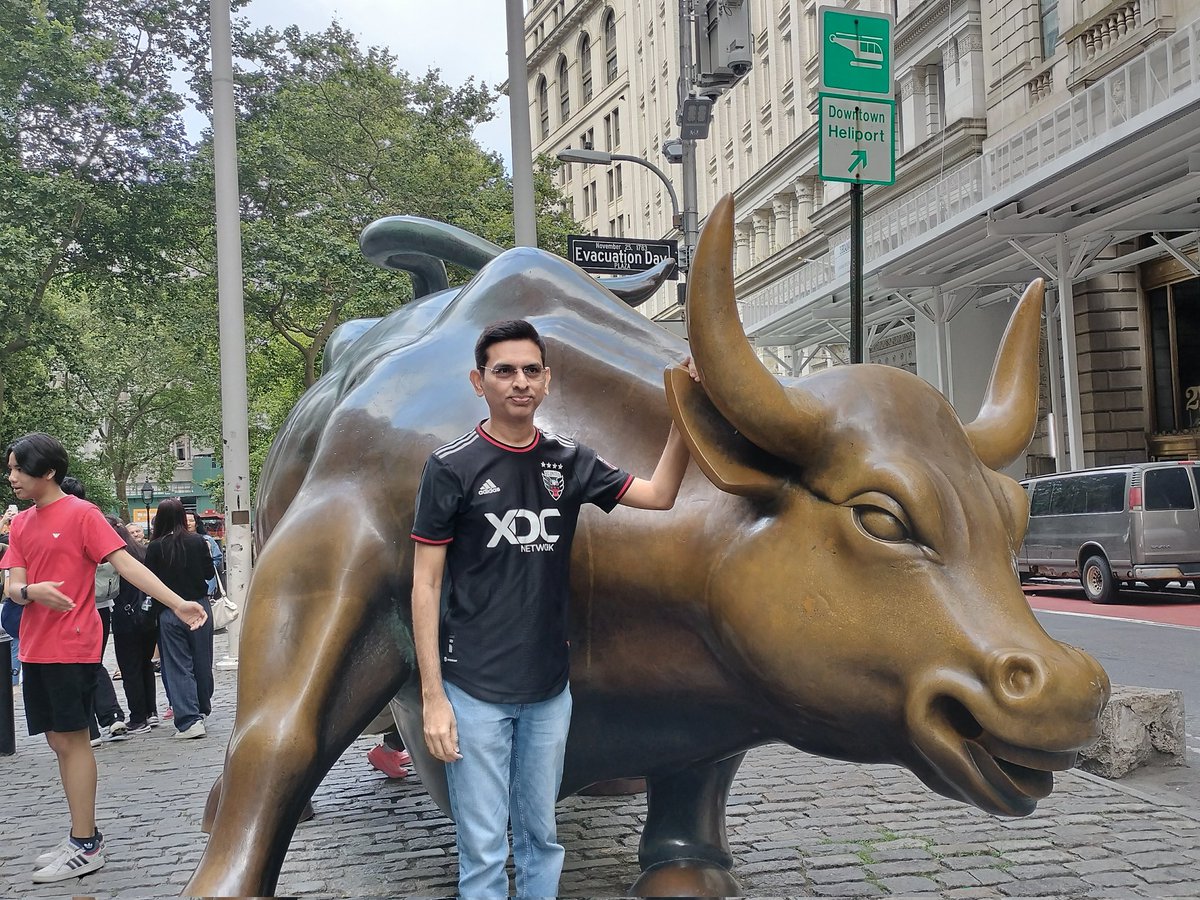 riteshkakkad's tweet image. Great to visit the iconic @NYSE & record a special episode with @FintechTvGlobal – thanks Vince Molinari for hosting me!
In exclusive episode, We discussed #RWA, #Stablecoins, and shared an exclusive roadmap update for the #XDCCommunity.
Also a pleasure meeting @KenChapman ,…