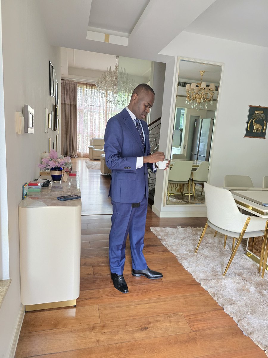 benchitunga's tweet image. This is the day which the LORD hath made; Let us go out there and try again. BC.
