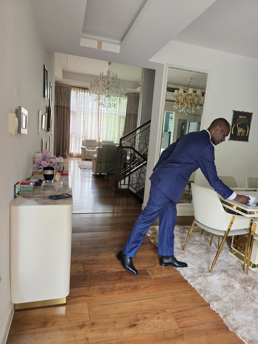 benchitunga's tweet image. This is the day which the LORD hath made; Let us go out there and try again. BC.