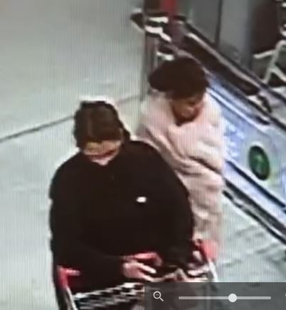 🚨 Can you help?

Police are looking to ID 4 suspects involved in a stealing offence at Coles High Wycombe.

🕒 Time: 13 July, 1:58pm
📍 Coles High Wycombe
📄 Ref: 130725 1358 64125
📞 Crime Stoppers: 1800 333 000

#WAPolice #HighWycombe #Stealing #CanYouHelp #fb