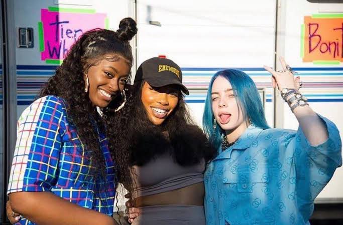 We support SZA! 💙